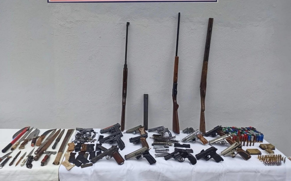 Komutanlığımızca, Tekirdağ İl Jandarma Komutanlığı sorumluluk bölgesinde gerçekleştirilen kontrollerde ele geçirilen malzemelerdir.
